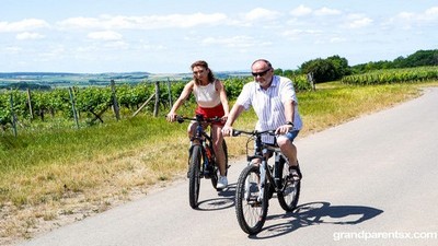 Горячие сучки, Шикарные тёлки, Втроем, Ебля, Минет, Оральный, Большие сиськи, Ебля, Втроем, Втроем, Ебутся, Горячая, Горячая сучка, Горячие, Жаркое, В рот, Рот, На природе, Ротик, В ротик, Минет, Оральный, Оральный, Отсосала, Сосет, Сосет член, Дойки, Грудь,