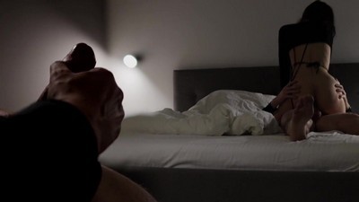 С брюнетками, Русских жен, Домашка с женой, Красивые попки, Жена в чулках, Жену раком, Жена кончает, Жена сосёт, Измена, Куколд, Вайф,