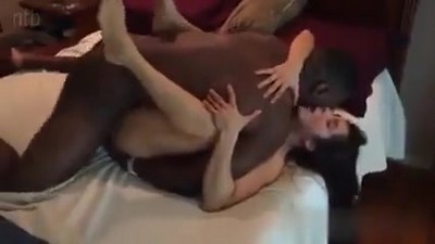 Красивая жена,