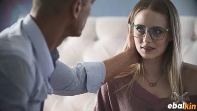 Качество HD, Молодые Юные, Русская озвучка, Русский перевод, Семейные фантазии, Сюжет, Kyler Quinn, MissaX, В очках, Новинки 2022, Падчерица,