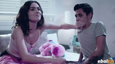 Брюнетки, Качество HD, Молодые-Юные, Новинки 2023, Семейные фантазии, AdultTime, Freya Parker, SneakingTeens, Сводная сестра,