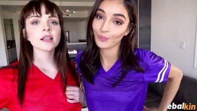 Брюнетки, Втроем, Групповой, ЖМЖ, Качество HD, Молодые Юные, Русская озвучка, Русский перевод, Семейные фантазии, Aliya Brynn, Emily Willis, MyFamilyPies, Nubiles Porn, Латинки, Маленькие сиськи, Новинки 2020, Сводная сестра,