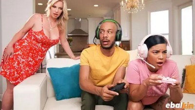 Большие сиськи, Большие члены, Зрелые, Качество HD, Мамочки, Негры ебут, Новинки 2023, Семейные фантазии, Brazzers, BrazzersExxtra, Maya Farrell, Rachael Cavalli, Застукали за изменой, Соблазнение, Теща,