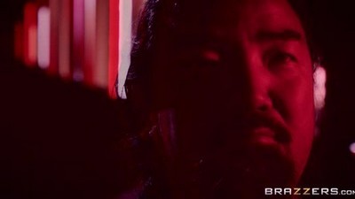 Мастурбация, В чулках, Анал, Брюнетки, Фетиш, На диване, Кончил на лицо,