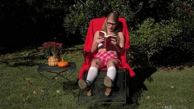 Блондинки, Маленькие сиськи, Игрушки, Худые, Крупным планом, Мастурбация, Женский оргазм, Пизда крупным планом,