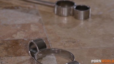 Блондинки, Маленькие сиськи, Худые, Анальный, БДСМ, Втроем, Двойное проникновение, Жесткий, Молодые, МЖМ,