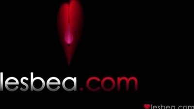 Брюнетки, Голые, Красивые попки, Волосатые, Красивое, Лесбиянки, Мастурбация, Оральный, Красивые девушки, Романтическое, Женский оргазм, Кунилингус,