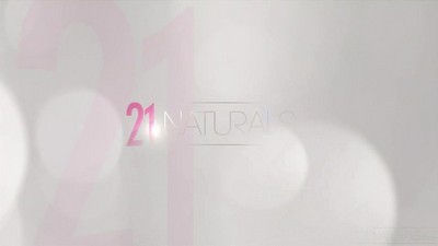 Голые, Красивые попки, Маленькие сиськи, По месту, Худые, Анальный, Красивое, Красивые девушки, Романтическое, В бассейне,